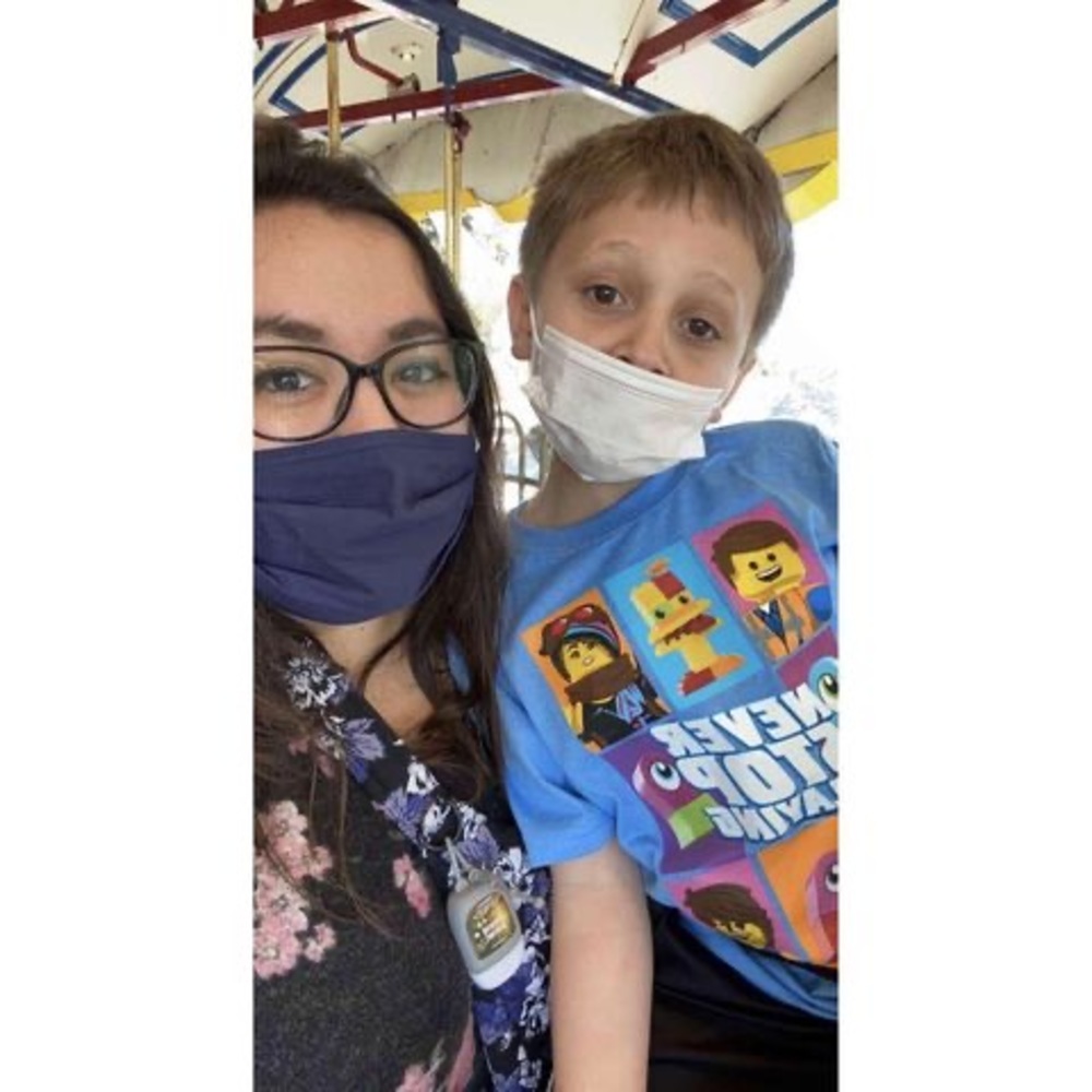 Meet your Posher, Danielle